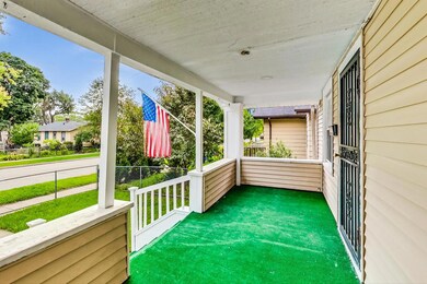 926 Walnut St, Waukegan, IL 60085 - photo 3