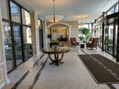 Beautifully appointed and very well maintained foy