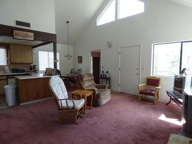 Greatroom & Kitchen