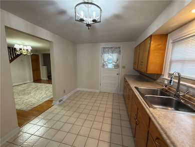 1359 Johnston Ave unit 2, Kittanning, PA 16201 - photo 5