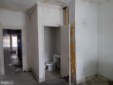 2117 N Pulaski St, Baltimore, MD 21217 - photo 4