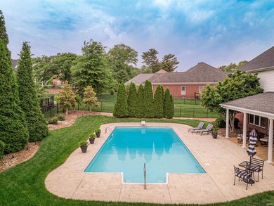 8933 Willowbend Dr, Newburgh, IN 47630 - photo 5