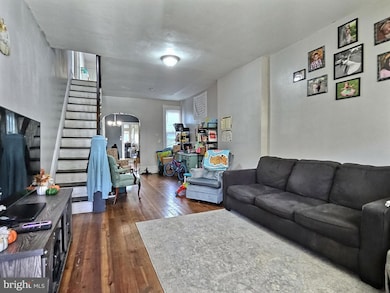 818 N 12th St, Reading, PA 19604 - photo 5