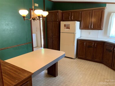 119 Bentbrook Rd, Statesville, NC 28677 - photo 5