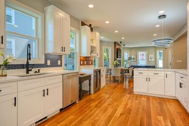 61 Paul Revere Rd unit 1, Arlington, MA 02476 - photo 3