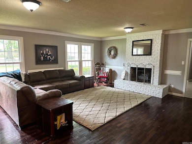 1711 Coker Hampton Dr, Stuttgart, AR 72160 - photo 6