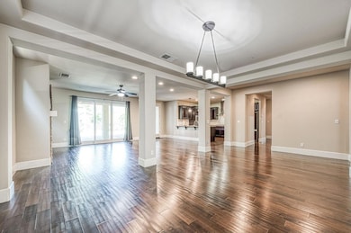 1742 N Broadbent Ln, Clovis, CA 93619 - photo 7