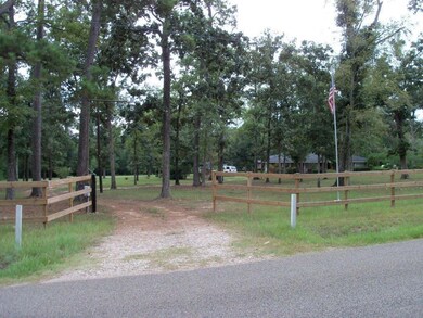 14800 Mcgregor Rd, Conroe, TX 77302 - photo 2