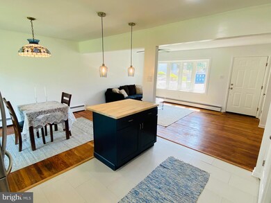 2647 Emerson Ave, Reading, PA 19608 - photo 6