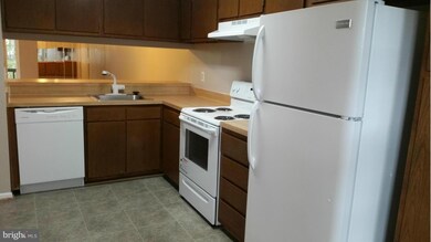 6998 Ducketts Ln, Elkridge, MD 21075 - photo 5