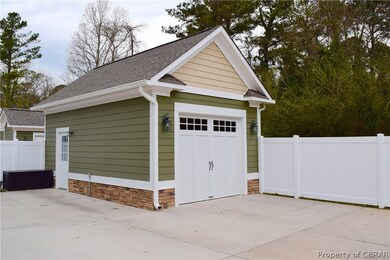 Detached one car garage