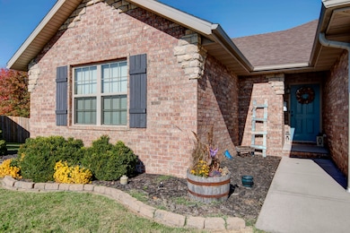 2447 E High Ridge Rd, Republic, MO 65738 - photo 4