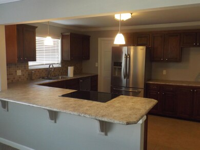 102 Hughes Ave, Berea, KY 40403 - photo 6