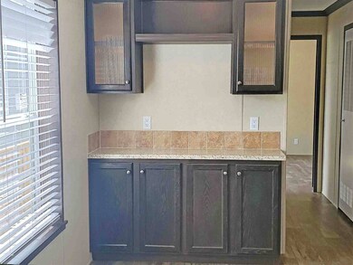 12860 Mayfield Rd unit 63, Chardon, OH 44024 - photo 5