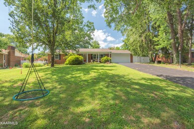 601 Ensley Dr, Knoxville, TN 37920 - photo 2