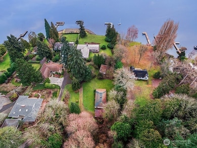 6614 E Mercer Way, Mercer Island, WA 98040 - photo 2