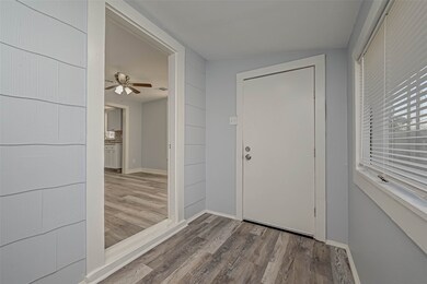208 Luther St, Houston, TX 77076 - photo 5