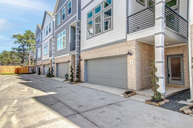 622 E Janisch Rd unit D, Houston, TX 77022 - photo 3