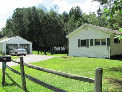 86 Cedar Ln, Rutland, VT 05701 - photo 2