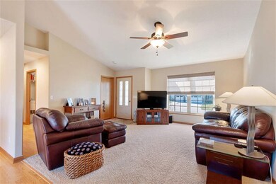 611 Sullivan St, West Branch, IA 52358 - photo 3