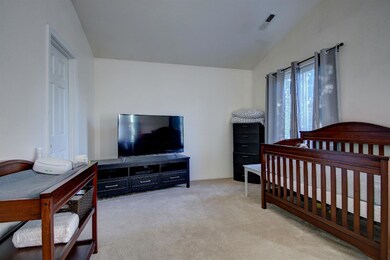 1375 Circle Wood Dr, Central Point, OR 97502 - photo 6