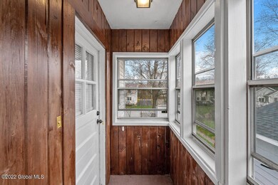 1401 Evergreen Avenue Schenectady NY 002