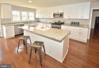 2003 Mason Hill Dr, Alexandria, VA 22307 - photo 4