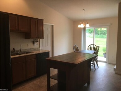 320 Woodland Way unit A, Jefferson, OH 44047 - photo 4