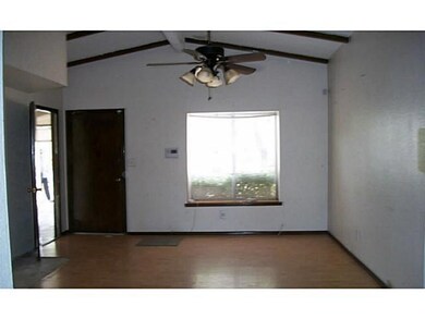 15348 Fairwood Ct, Horizon City, TX 79928 - photo 2