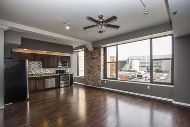 Great Room & Kitchen_2