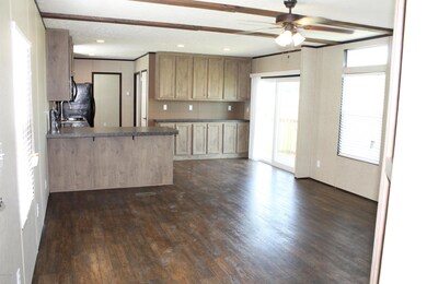 Kitchen/Living Room