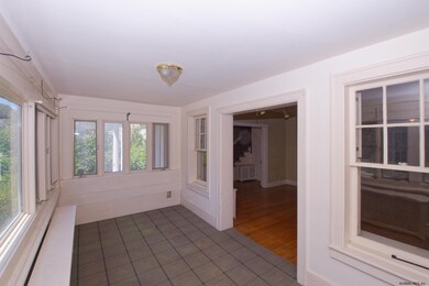 817 Lancaster St, Albany, NY 12203 - photo 6