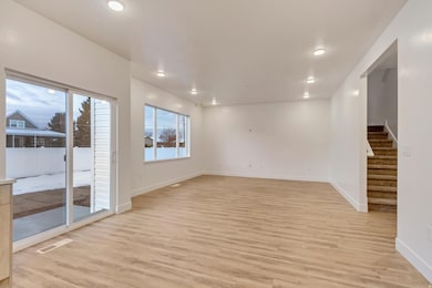 1008 W 3410 S, Nibley, UT 84321 - photo 4