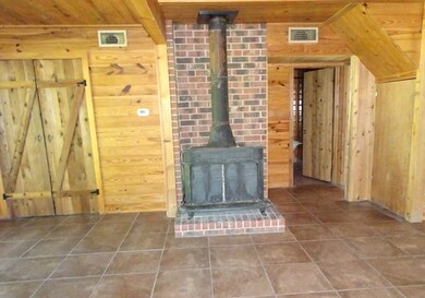 470 Stephenson Brown Rd, Lufkin, TX 75904 - photo 3