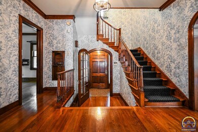 3133 SW 15th St, Topeka, KS 66604 - photo 7