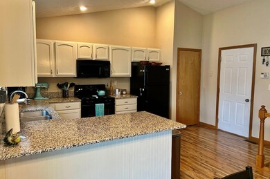 600 Copper Line Rd, Maryville, IL 62062 - photo 7