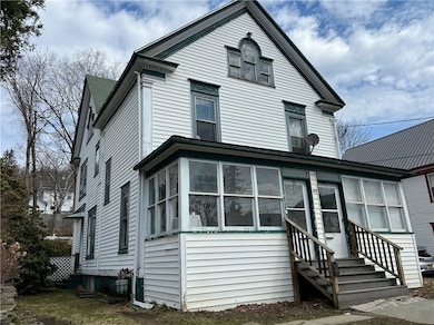 49 Spruce 1st Flr St, Oneonta-City, NY 13820 - photo 2