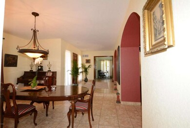 6602 E Thunderbird Dining Rm 150722 003