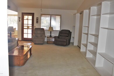 947 S Park View Cir, Mesa, AZ 85208 - photo 4