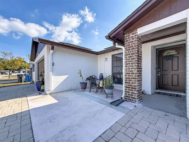 9214 Roundwood Ct, Tampa, FL 33615 - photo 4