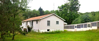 170 Ridge Lake Dr, Honesdale, PA 18431 - photo 2