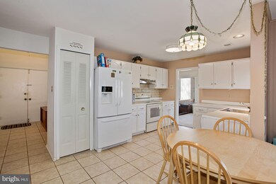 6 Greencastle Rd, Sterling, VA 20164 - photo 6