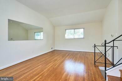 411 Saint Margarets Dr, Capitol Heights, MD 20743 - photo 7