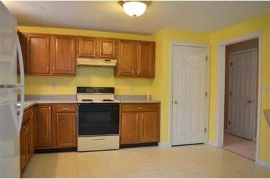 6 Clover Hill Rd, Sutton, MA 01590 - photo 2