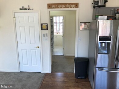 815 W Chestnut St unit F, Perkasie, PA 18944 - photo 7