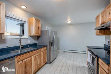 8070 Giddeon Cir unit 5, Anchorage, AK 99504 - photo 6