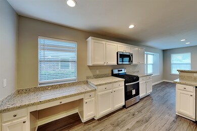 8831 Aberdeen Oaks Dr, Houston, TX 77095 - photo 5