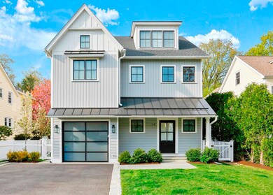 11 Anthony Pl Greenwich CT-large-003-cro