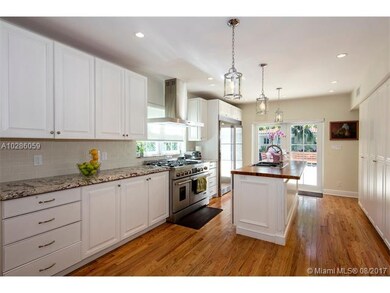 Island Kitchen w/breakfast area - doors overlookin