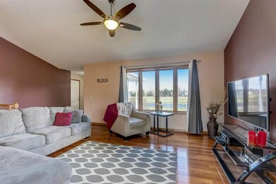 1150 S Perry Pkwy, Oregon, WI 53575 - photo 5